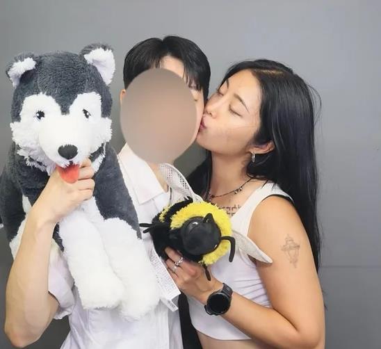 강철부대W 곽선희 성소수자 커밍아웃과 동성 연인 공개 (나이, 인스타그램)